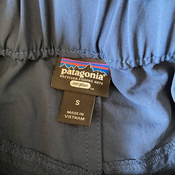 New Patagonia W's Outdoor Everyday Shorts Tidepool Blue M - Picture 5 of 11